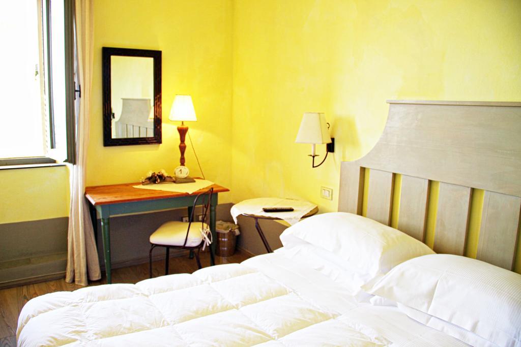 Locanda Delle Mura Anna De Croy Magliano in Toscana Exterior foto